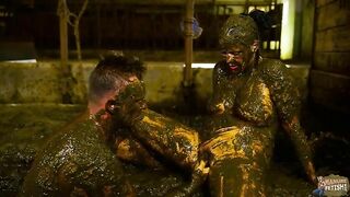 Dirty nylon babe fun in cow shit