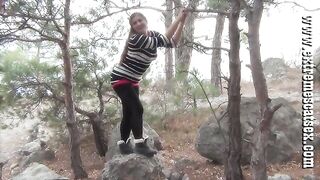 Curvy hot ass girl dropping load in style