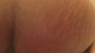 Hairy ebony slut shitting