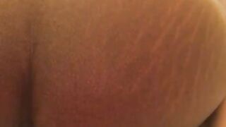 Hairy ebony slut shitting