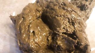 Pretty ass young babe poop show