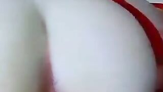 Pretty sexy babe leaking hard shit