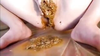 Tasty babe masturbating with diarrhea