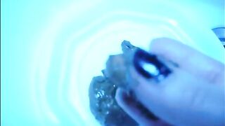 Hot milf shitting and pissing in the bathtub