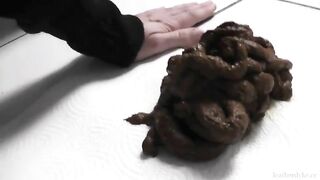 Amateur chick and hot hairy pussy poop