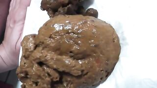 Milf masturbates and poop