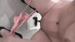 Juicy big boobs brunette milf poops