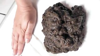 Smooth hot ass girl dropping sweet shit