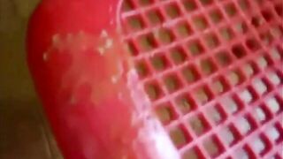 Phat ass lady pooping heavily