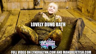 Lovely Dung Bath And Ass Fingering Play
