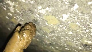 Messy shit on the road