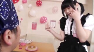 Poop sharing hot Japanese girls