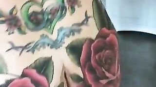 Pretty big ass tattooed lady pooping
