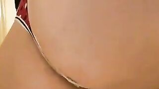 Big booty lady farting and pooping