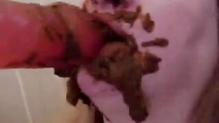 Pleasing messy dildo with her mouth