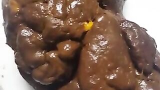 Tasty thick ass lady pooping and smearing
