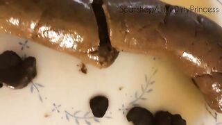 Shaved pussy brunette MILF masturbates ad poop