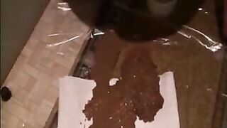Slutty mature lady and sticky poop on the floor