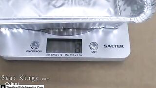 Cute lovely ass lady dropping hot shit