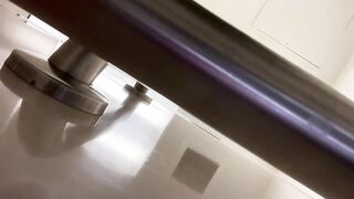 Fat ass milf shitting