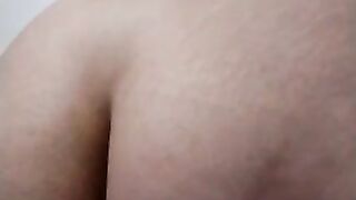 Lusty big booty lady dropping shit