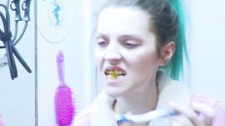 Teen Brushes Her Teeth With Shit