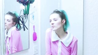 Teen Brushes Her Teeth With Shit