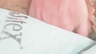 Amateur lady shitting and masturbating