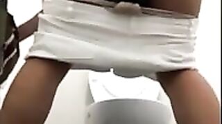 Gorgeous lovely ass girl dropping shit