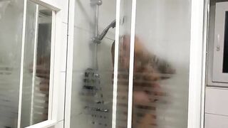 Tattooed blonde gives messy shit