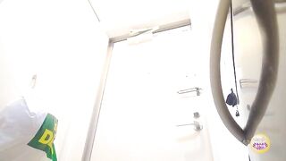 Classic Japanese chick and hot pooper