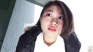 Pretty face and beautiful poop