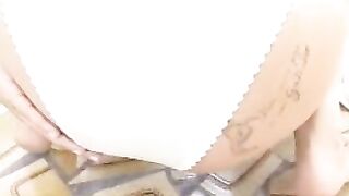 Female pantypoop show