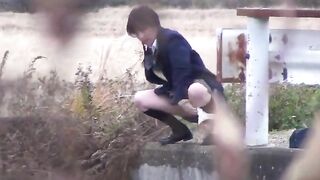 Japanese teen spread legs for pissing outdoor