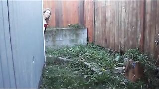 Karla Kush squeezes one out of her tush in the backyard