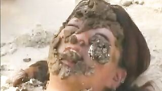 Lesbians scat orgy on the beach