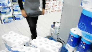 Pee in the supermarket