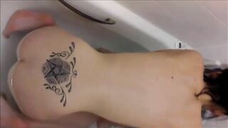 Releasing big poop in the bathtub