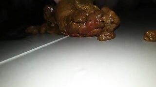 Messy heavy shit on the floor