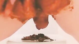 Shitting and smearing hot scat shit on my ass