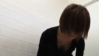 Popcorn diarrhea on the floor POV