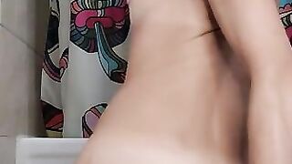 Skinny scat bitch hot play