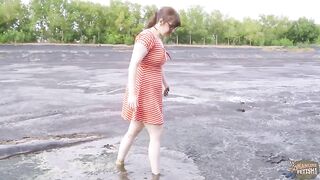 Sunny Day In Pig Shit Play