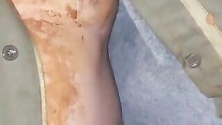 Winter scat flashing clip