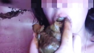 Cute amateur girlfriend eating shit