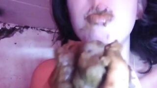 Cute amateur girlfriend eating shit