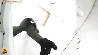 Brown Spray From Sexy Jap Babe