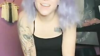 Fart & Plate Poop From Beautiful Babe