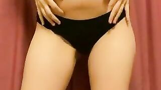 Chubby ass lady and hot shitting closeup play