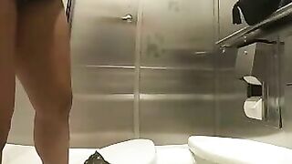 Shitting and pissing while banging with dildo